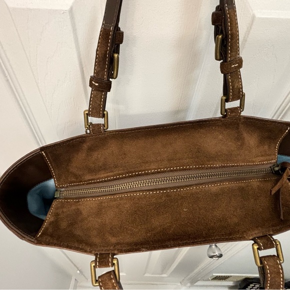Coach super soft suede bag. - Picture 5 of 6